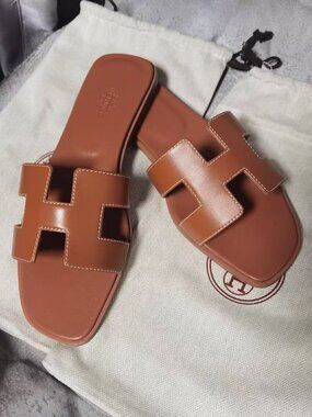 New Hermes Sandals